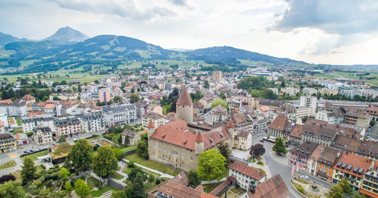 Hotel Des Alpes Bulle Center Экстерьер фото