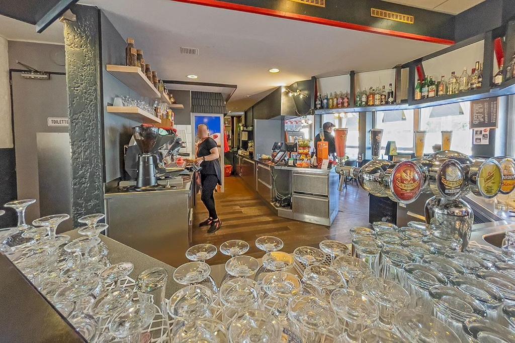 Hotel Des Alpes Bulle Center Экстерьер фото